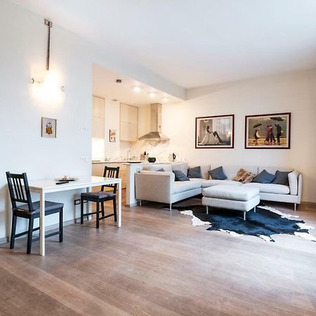 Santo Stefano Luxury Apartment Мілан Екстер'єр фото