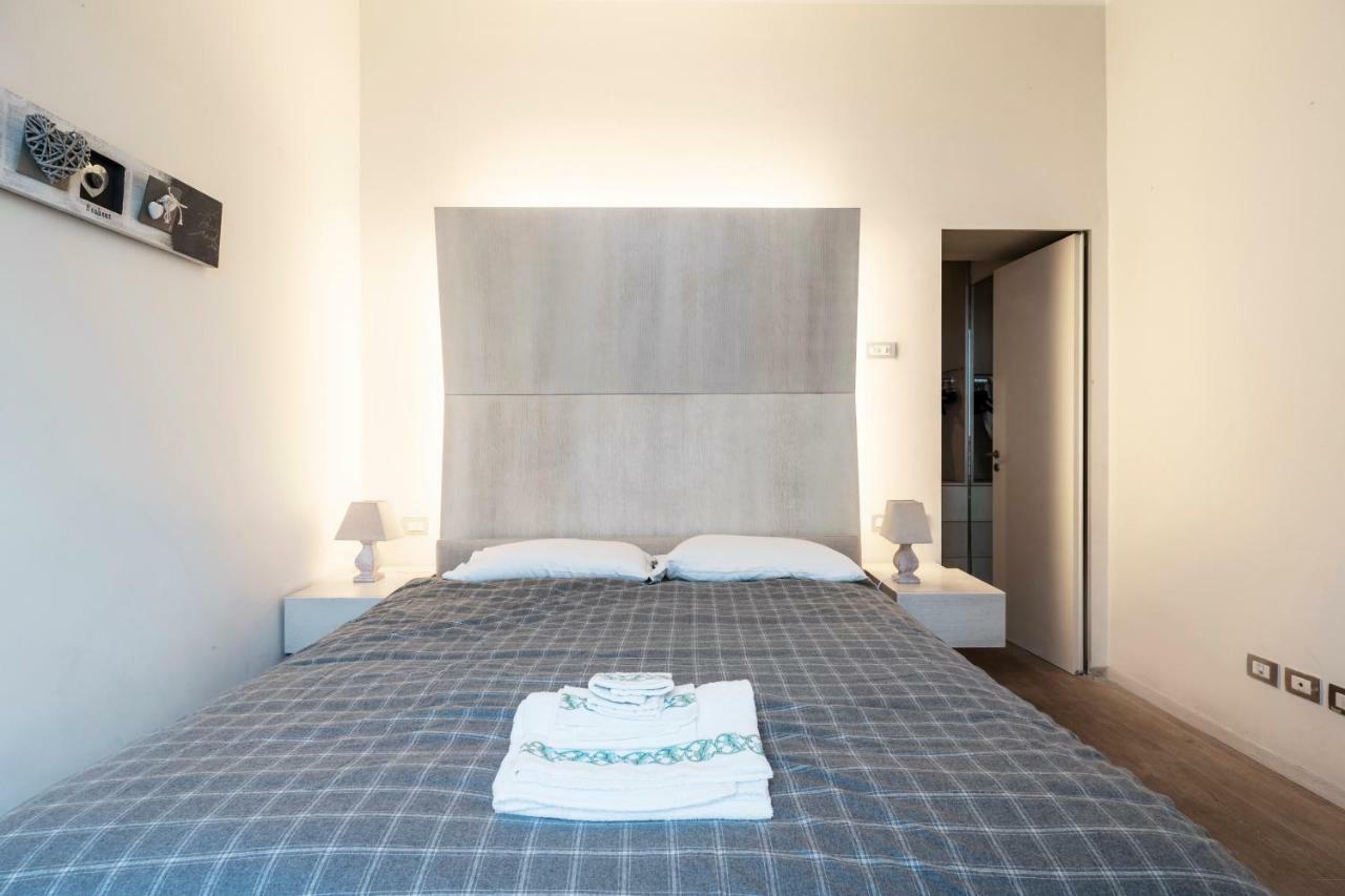 Santo Stefano Luxury Apartment Мілан Екстер'єр фото