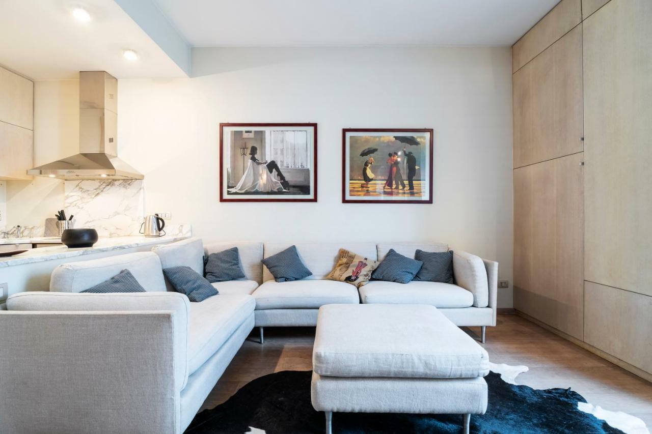 Santo Stefano Luxury Apartment Мілан Екстер'єр фото