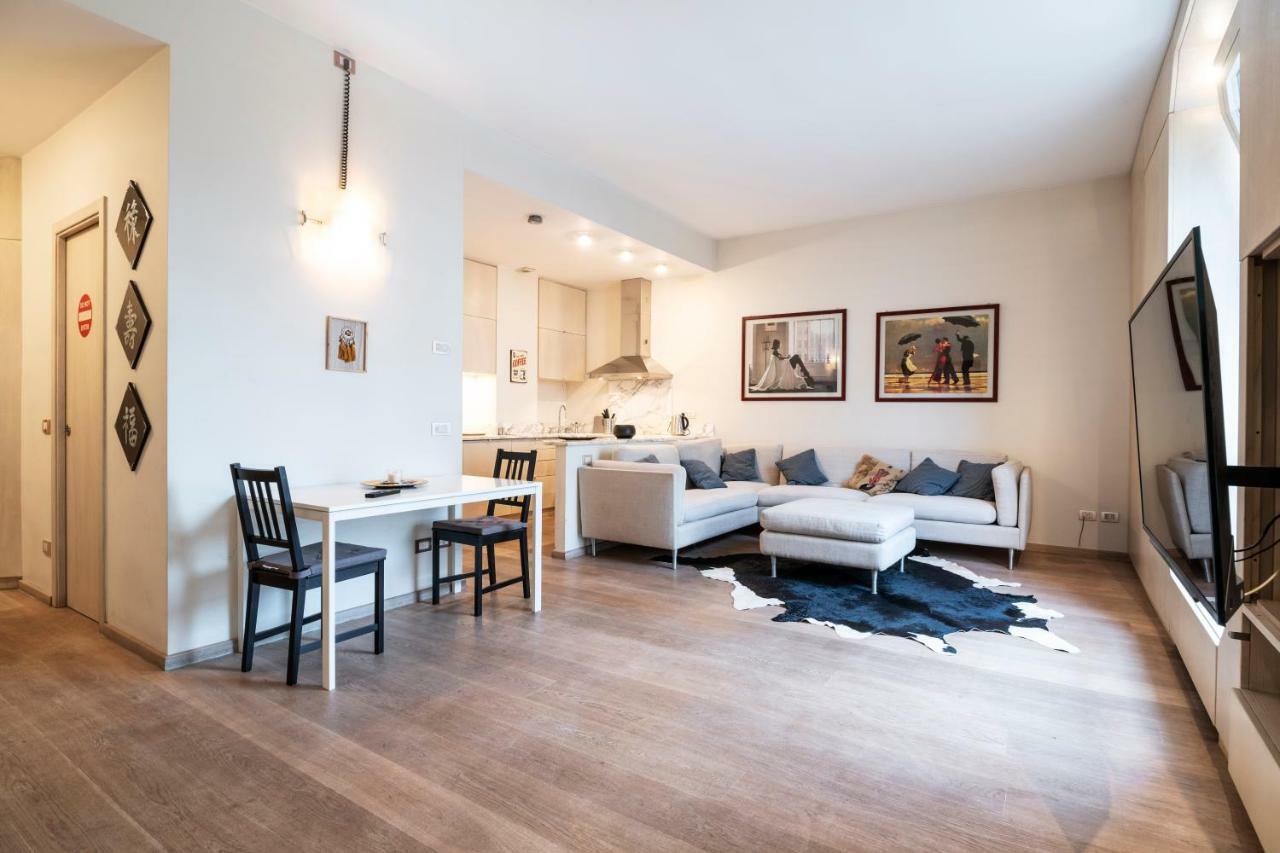 Santo Stefano Luxury Apartment Мілан Екстер'єр фото