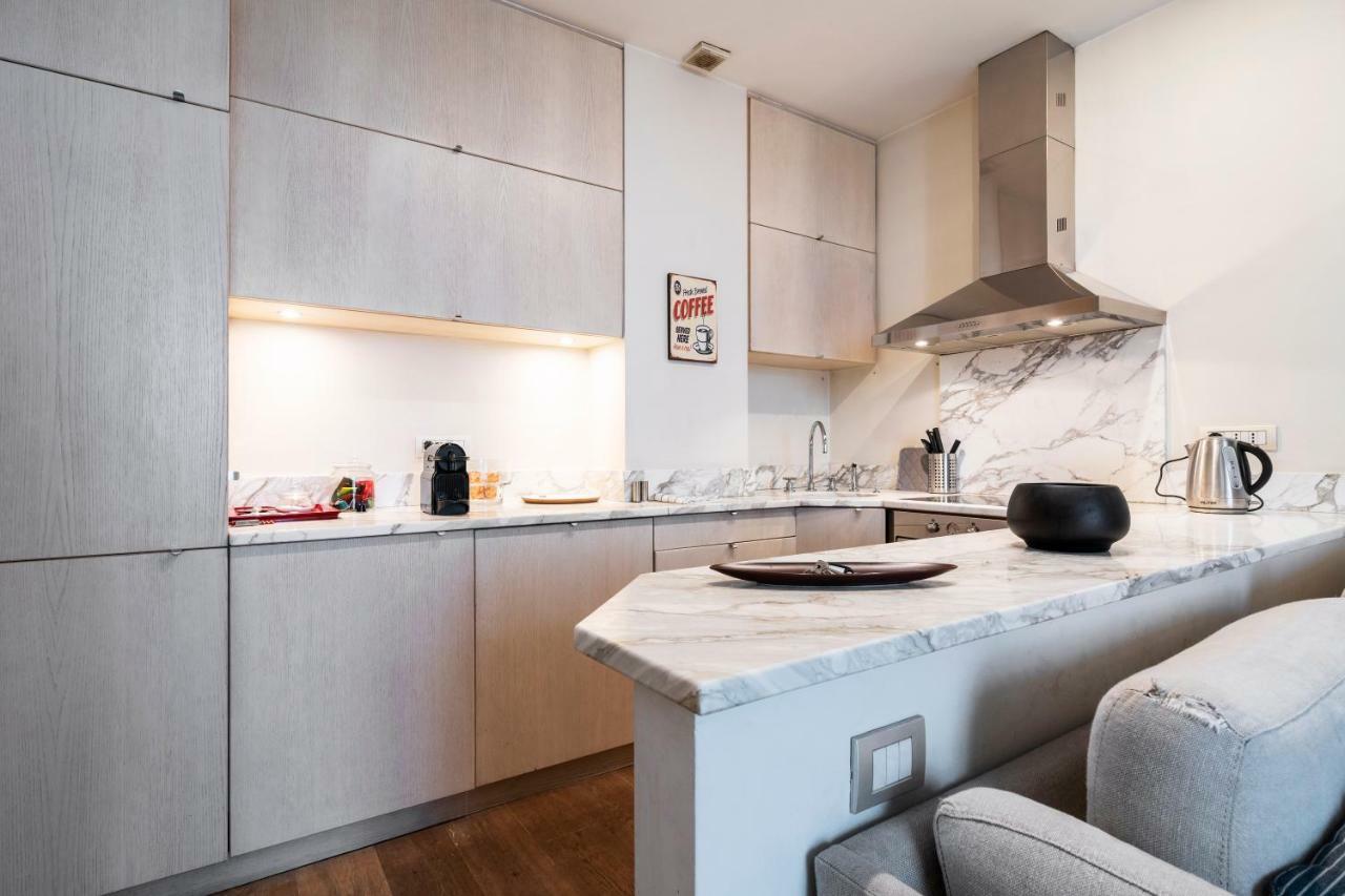 Santo Stefano Luxury Apartment Мілан Екстер'єр фото